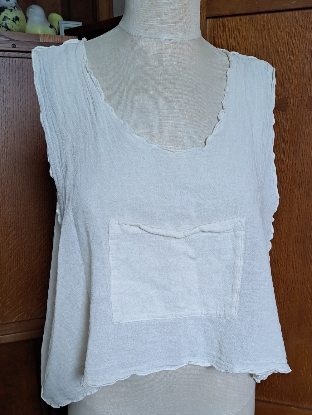 Oh My Gauze! Cotton Gauze Boxy Crop Tank Top Cream Oversized Pocket
